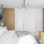Sypialnia z zabudowanymi szafami i dekoracyjną, nowoczesną fototapetą